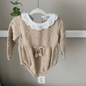 Baby girl outfit- comes with bonnet and tights